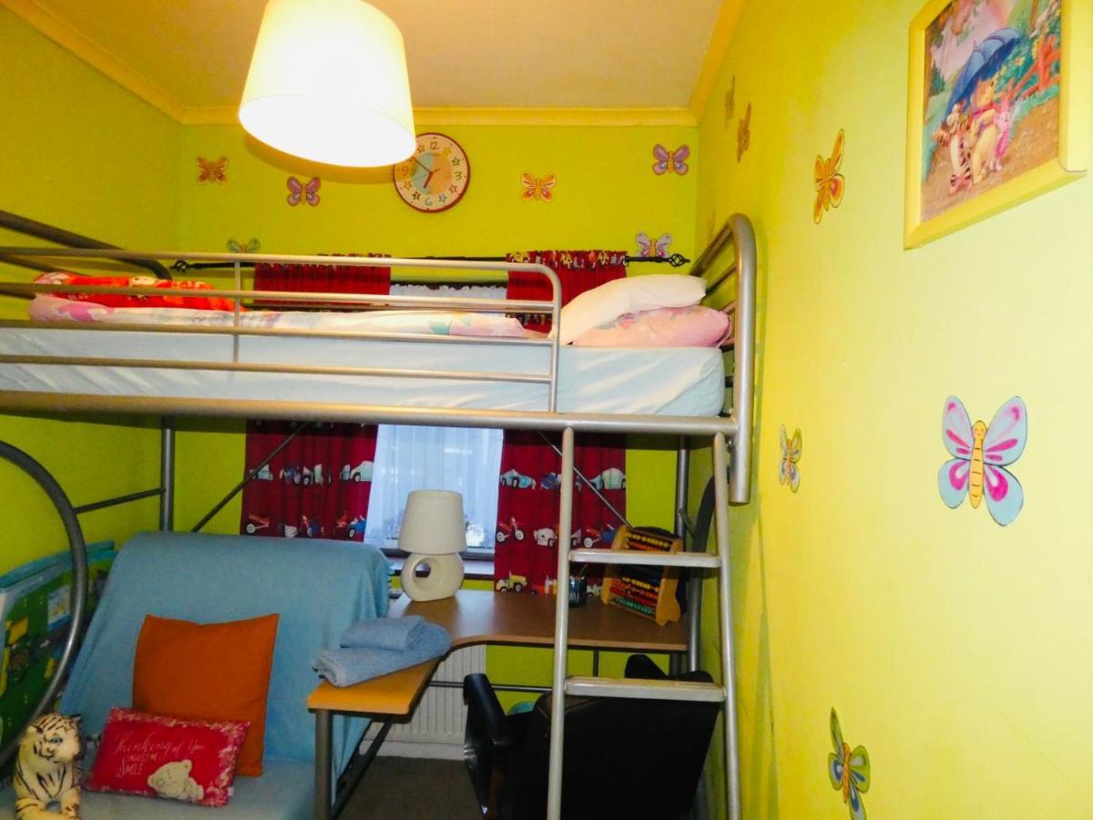 Spacious 3 Bed House With Parking & Good Transport South Norwood Esterno foto